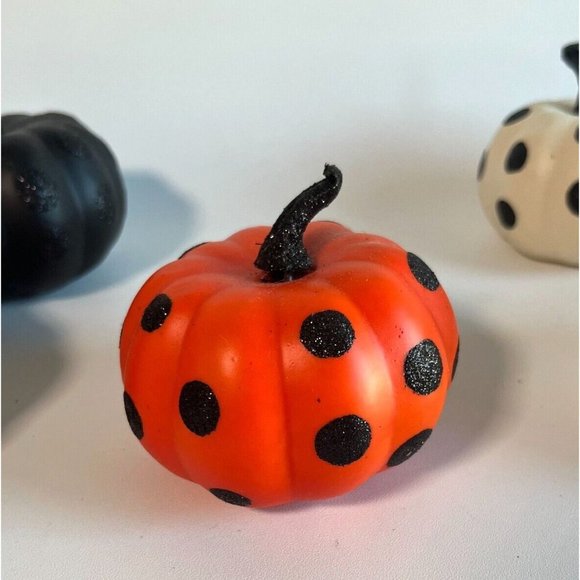 8 Halloween Thanksgiving Glitter PolkaDot Mini Foam Pumpkin Tabletop Target 2016 - Picture 4 of 8